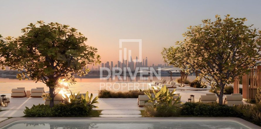 4 bedrooms Apartment in The Crescent, UAE No. 214208