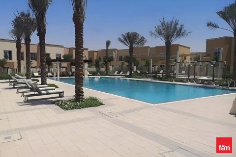3 bedrooms Townhouse in Dubai, UAE No. 1716 5