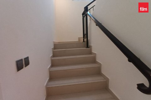3 bedrooms Villa in Dubai, UAE No. 223909 8