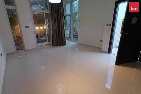 3 bedrooms Villa in Dubai, UAE No. 223909 3