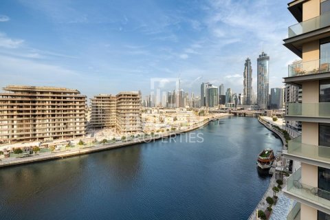 3 bedrooms Apartment in Al Wasl, UAE No. 212479