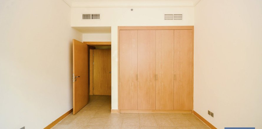 2 غرف نوم شقة في Shoreline Apartments, الإمارات العربية المتحدة رقم 153855