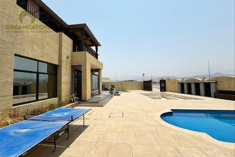 Villa de 4 chambres à Shamal Julphar, UAE No. 75307 6