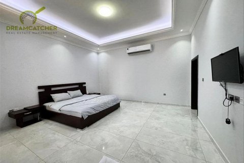 Villa de 4 chambres à Shamal Julphar, UAE No. 75307 13