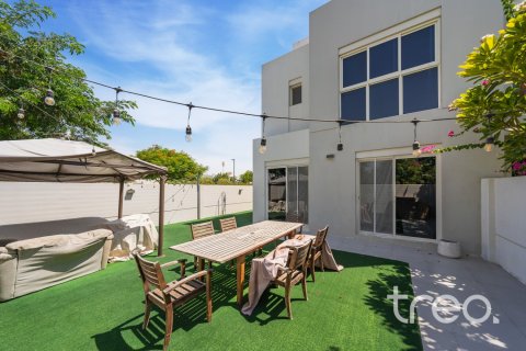 4 bedrooms Townhouse in Mudon, UAE No. 220661