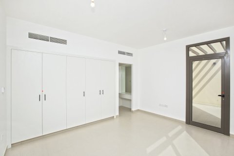 3 bedrooms Townhouse in Town Square, UAE No. 150163 18
