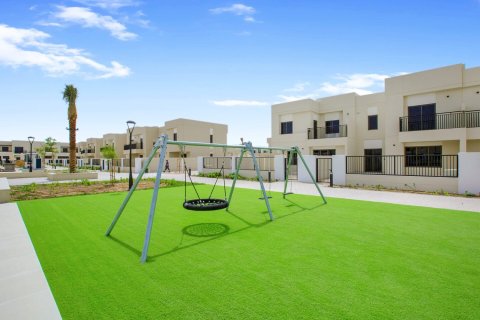 3 bedrooms Townhouse in Town Square, UAE No. 150163 24