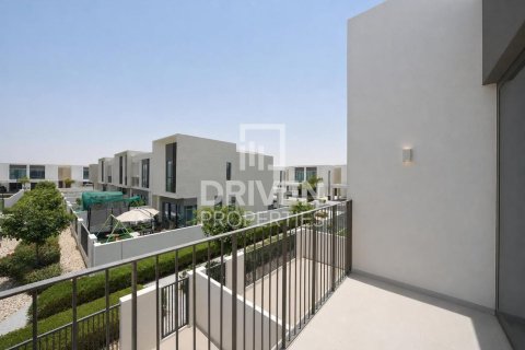 Townhouse de 3 dormitorios en Nara, UAE No. 214894 14