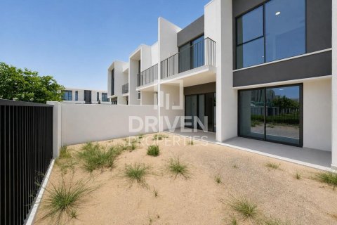 Townhouse de 3 dormitorios en Nara, UAE No. 214894 20