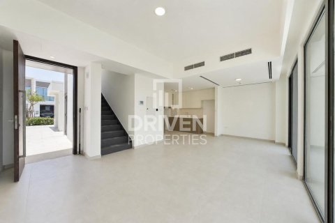 Townhouse de 3 dormitorios en Nara, UAE No. 214894 5