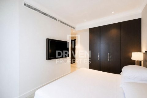 Apartment de 2 dormitorios en The Address Residence Fountain Views, UAE No. 221437 7