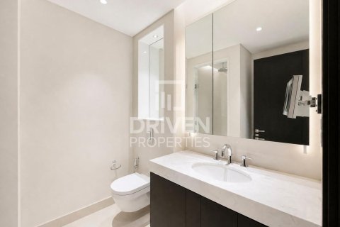 Apartment de 2 dormitorios en The Address Residence Fountain Views, UAE No. 221437 14
