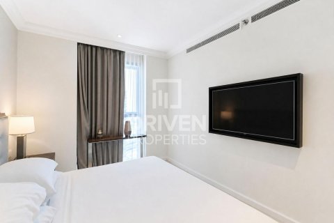 Apartment de 2 dormitorios en The Address Residence Fountain Views, UAE No. 221437 9