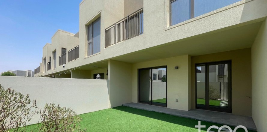 Villa de 3 dormitorios en EMAAR South, UAE No. 222736