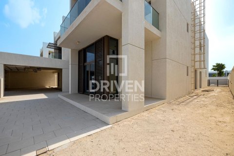 6 bedrooms Villa in District One, UAE No. 212573 5