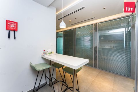 130.9m² Office in Sheikh Zayed Road, UAE No. 167633 18