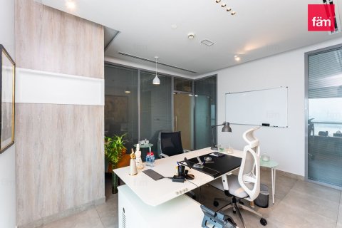 130.9m² Office in Sheikh Zayed Road, UAE No. 167633 17