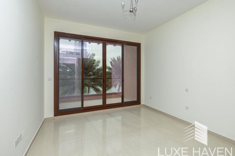 Таунхаус с 4 спальнями в Jumeirah Islands, ОАЭ №10539 11