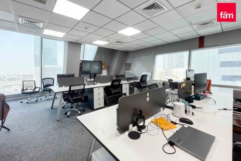 229.9m² Office in Business Bay, UAE No. 219268