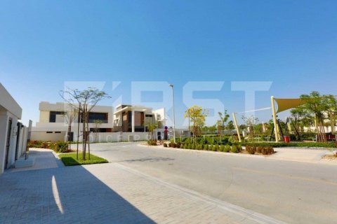 Villa de 4 dormitorios en  Yas Island, UAE No. 12810 20