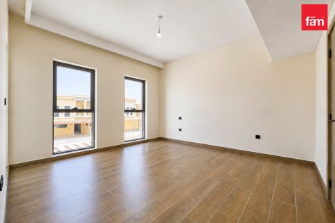 Villa de 4 dormitorios en Dubai, UAE No. 205665 9