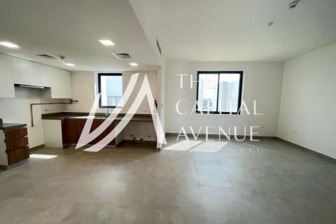 Apartment de 3 dormitorios en Al Ghadeer 2, UAE No. 226584 3