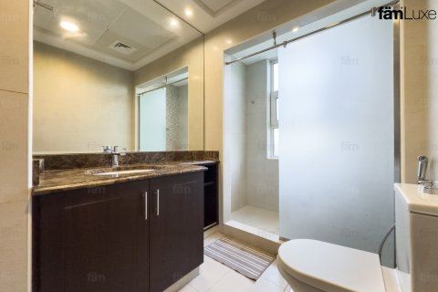 3 bedrooms Villa in Dubai, UAE No. 216009 24