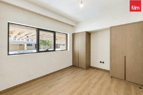 4 bedrooms Townhouse in Dubai, UAE No. 213358 9