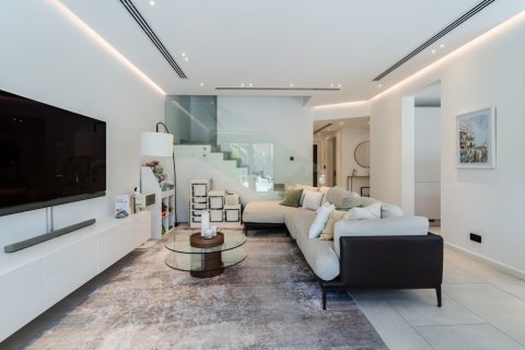 3 bedrooms Townhouse in Dubai, UAE No. 217092 7