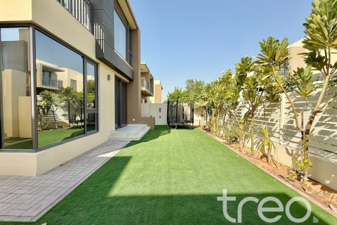 4 bedrooms Townhouse in Maple 2, UAE No. 220609 3