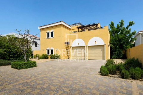 Villa de 5 dormitorios en The Villa, UAE No. 214911 30
