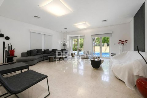 Villa de 5 dormitorios en The Villa, UAE No. 214911 5