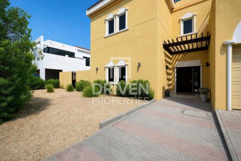 Villa de 5 dormitorios en The Villa, UAE No. 214911 31