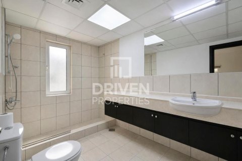 Villa de 5 dormitorios en The Villa, UAE No. 214911 20