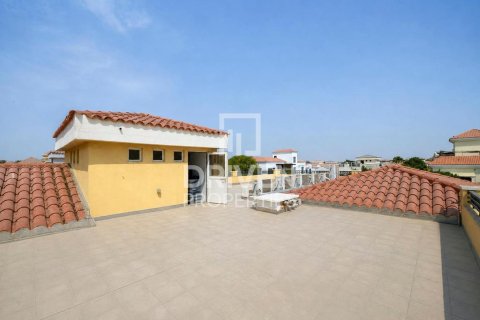 Villa de 5 dormitorios en The Villa, UAE No. 214911 28