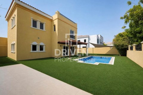 Villa de 5 dormitorios en The Villa, UAE No. 214911 24