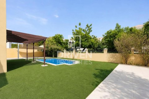 Villa de 5 dormitorios en The Villa, UAE No. 214911 23