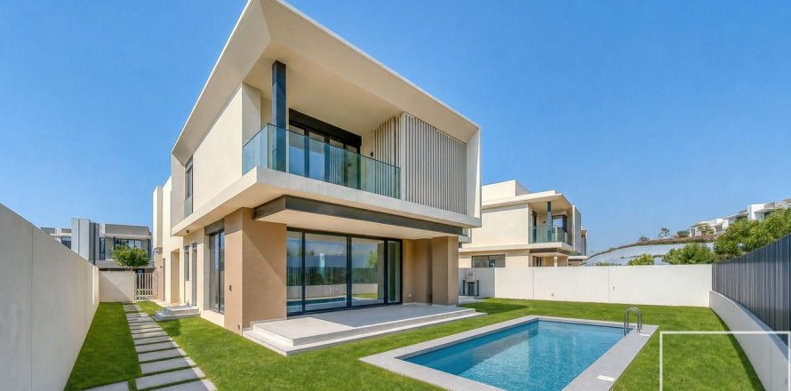 5 bedrooms Villa in Jebel Ali, UAE No. 211111