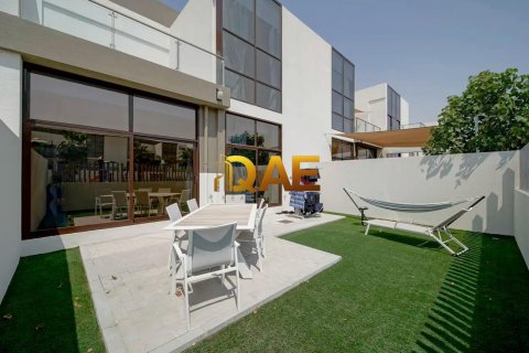 4 bedrooms Villa in District 11, UAE No. 35521 19