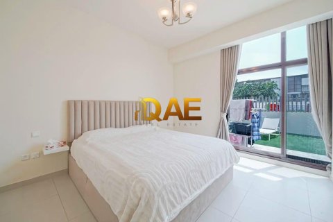 4 bedrooms Villa in District 11, UAE No. 35521 9