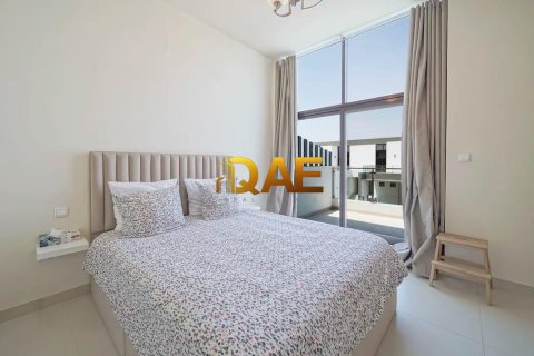 4 bedrooms Villa in District 11, UAE No. 35521 4