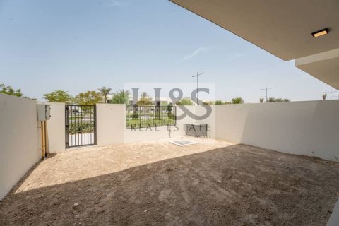 Townhouse de 3 chambres à Town Square, UAE No. 112637 14