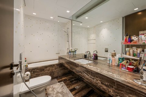 Apartment de 3 dormitorios en Damac Heights, UAE No. 215319 12