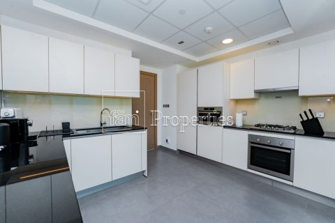 3 bedrooms Apartment in Al Satwa, UAE No. 216239 6