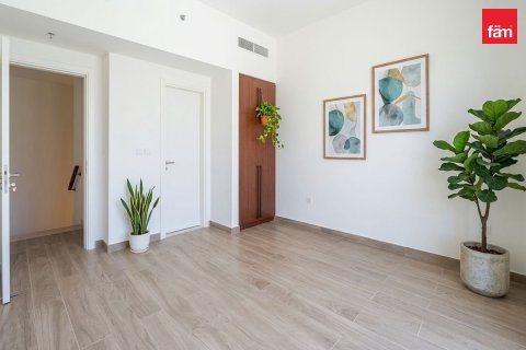 Apartment de 2 dormitorios en Town Square, UAE No. 223701 8