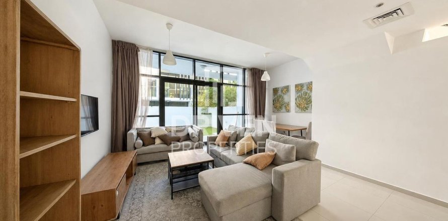 Townhouse de 2 chambres à Dubai, UAE No. 221475