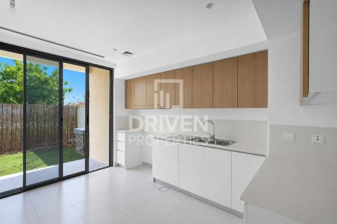 Вилла с 4 спальнями в EMAAR South, ОАЭ №221313 17