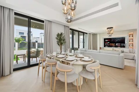 Townhouse de 4 dormitorios en Caya, UAE No. 197342
