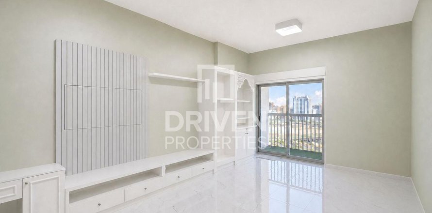 Apartment de 3 dormitorios en Dubai Residence Complex, UAE No. 218277