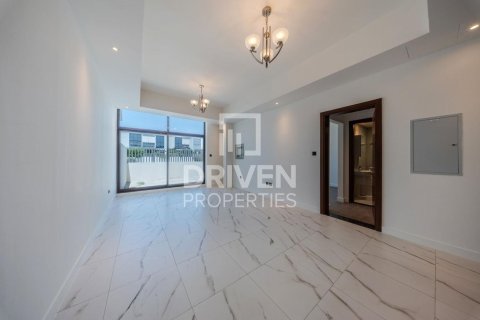 Вилла с 4 спальнями в District 11, ОАЭ №225708 3